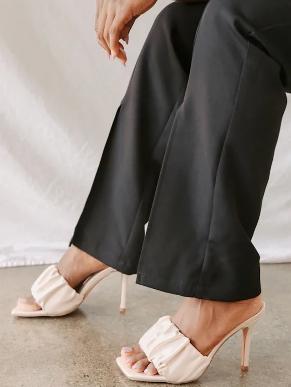 Lulu's Ruched Satin Slide Mules in Blush Pink - Picture 2 of 2